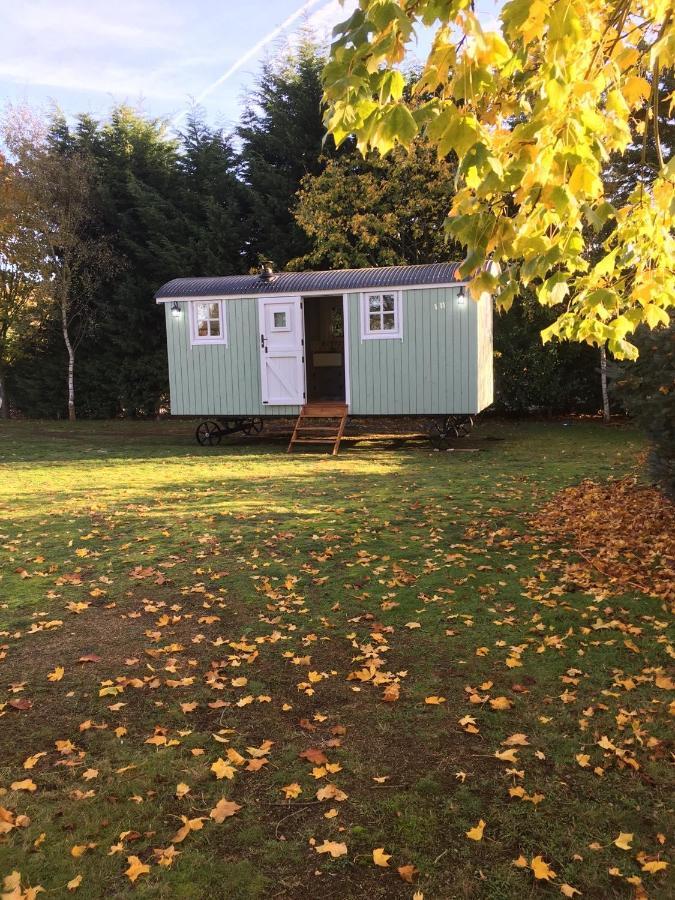 Jasmine The Shepherd Hut Woodhall Spa Exterior foto